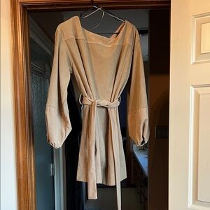 Chic Long Sleeve Tan Dress with Belt